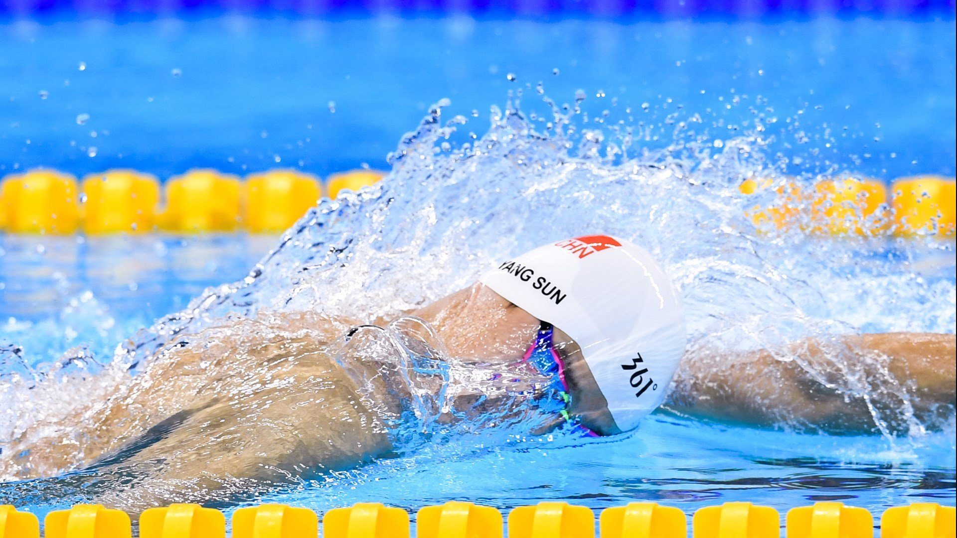 中国香港队团体赛制深度分析:如何利用规则突破对手防线,香港队员