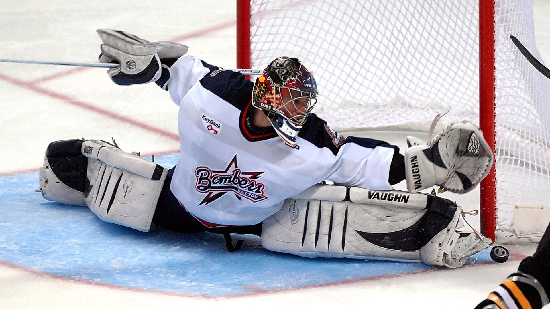 恩波利后防组合默契显著提升防守质量，恩波利主帅